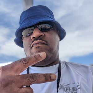 Meet your Posher, Buri